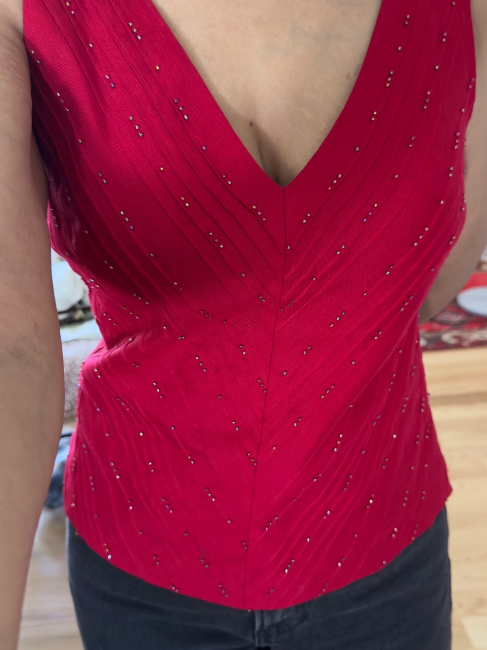 Jessica Howard Red Sleeveless V-Neck Beaded Evening Top, size M-L